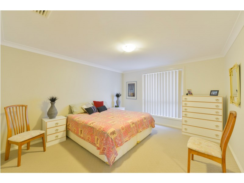 77 The Heights, Tamworth NSW 2340