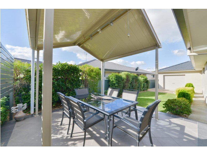 77 The Heights, Tamworth NSW 2340