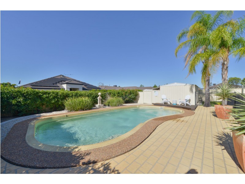 23 The Retreat, Tamworth NSW 2340