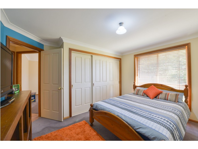 21 Warburton Drive, Westdale NSW 2340