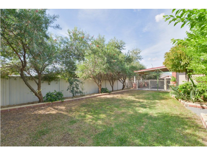 21 Warburton Drive, Westdale NSW 2340