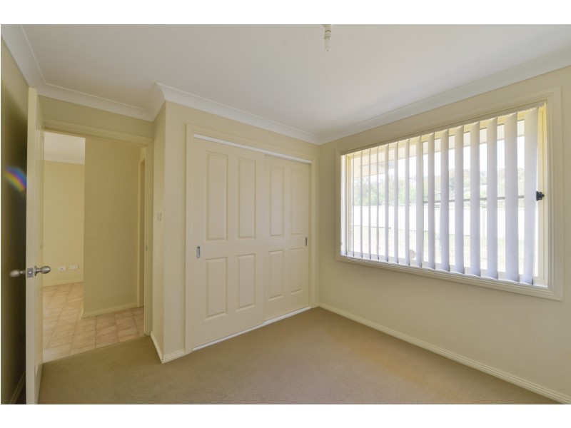 27 Fishermans Place, Tamworth NSW 2340