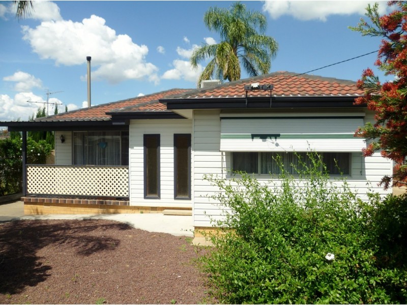 4 Ridge Street, Tamworth NSW 2340
