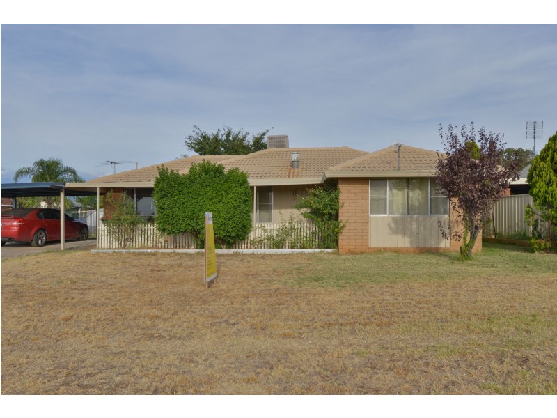 11 Campbell Road, Calala NSW 2340