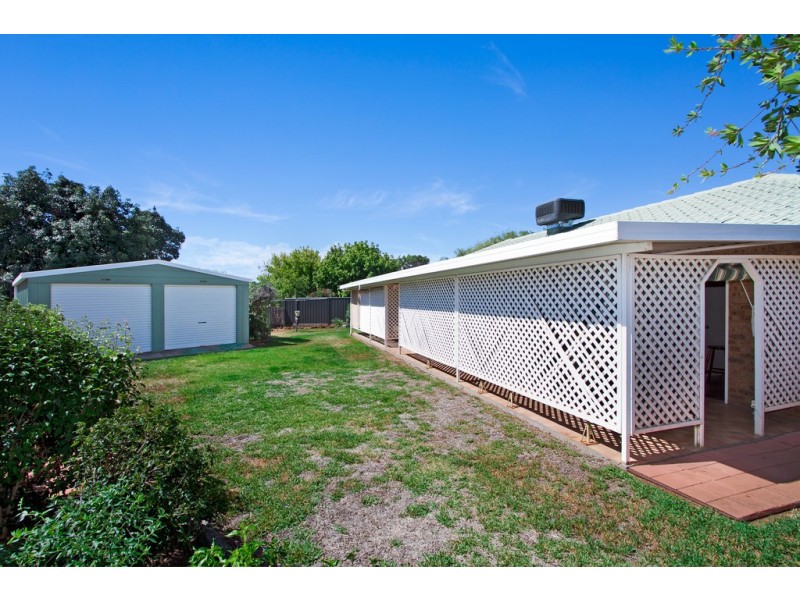 20 Caley Close, Tamworth NSW 2340