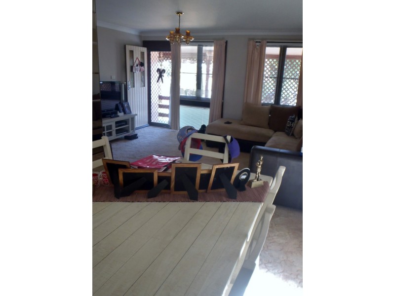 38 Kirkham Crescent, Tamworth NSW 2340