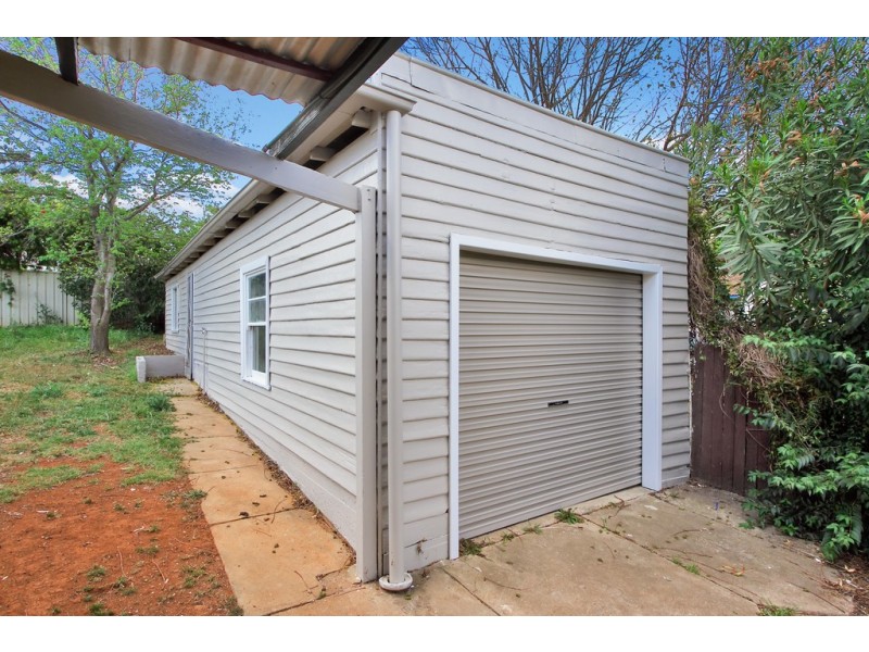 10 Lancaster Avenue, Tamworth NSW 2340