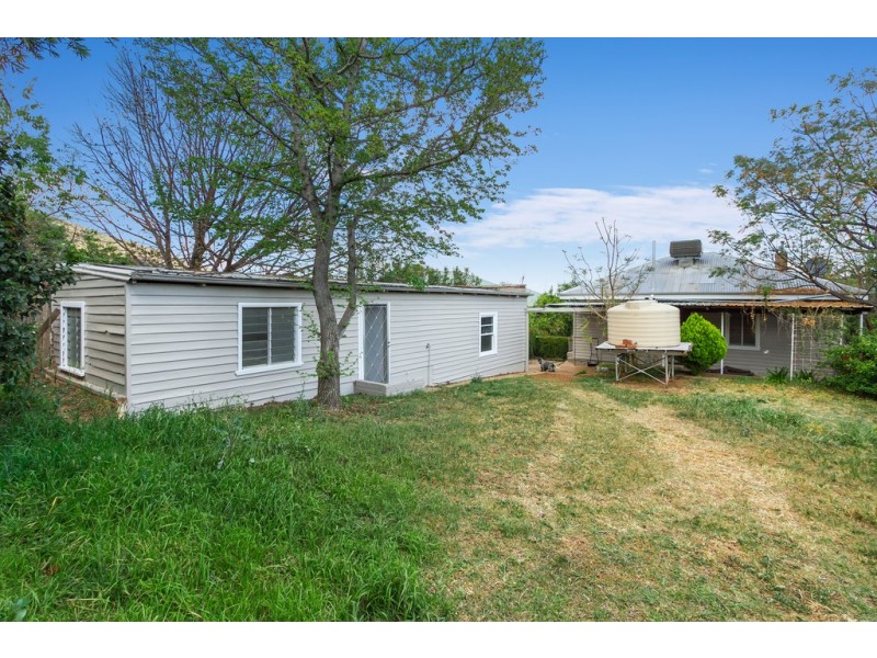 10 Lancaster Avenue, Tamworth NSW 2340