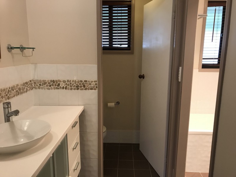 75 Harrier Parade, Tamworth NSW 2340