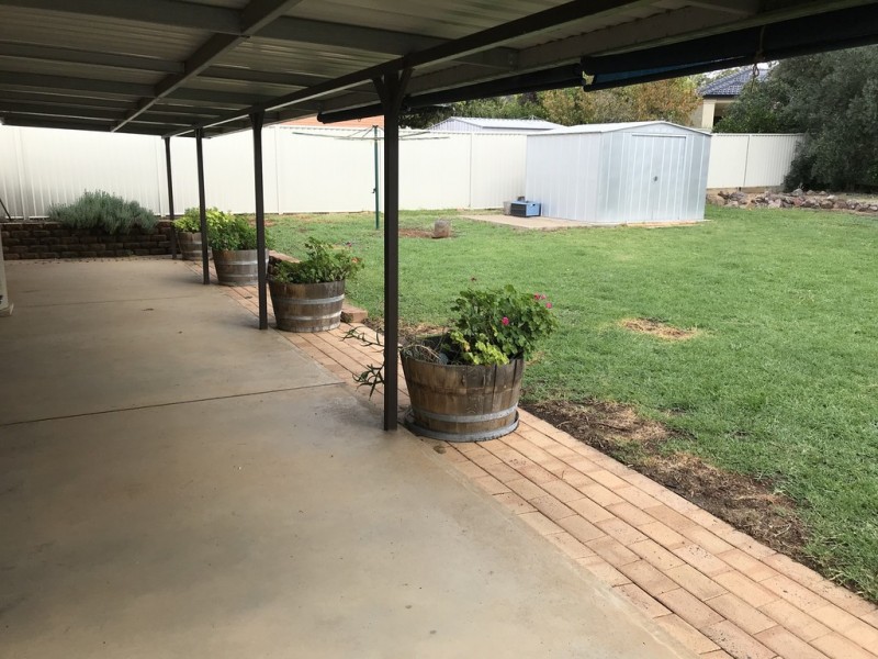 75 Harrier Parade, Tamworth NSW 2340