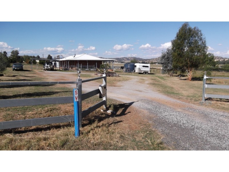 147 Arthur Street, Manilla NSW 2346