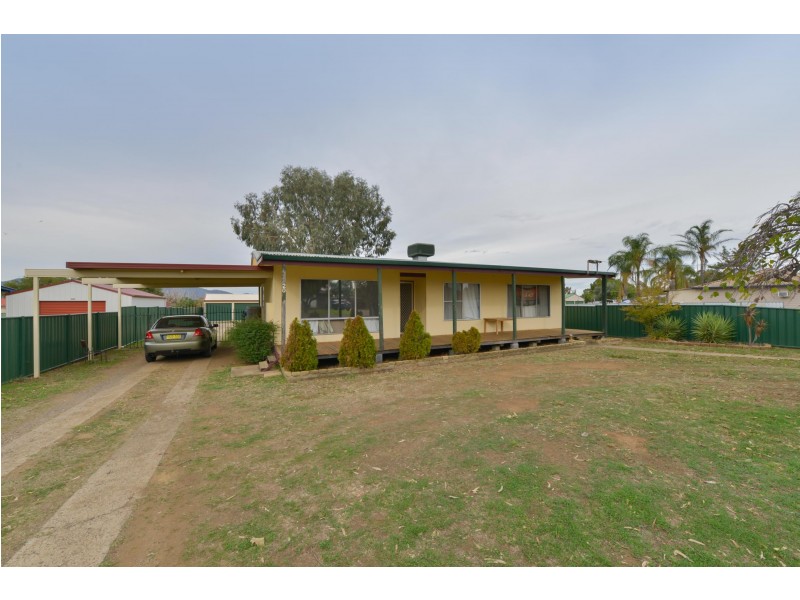 20 Evans Street, Westdale NSW 2340