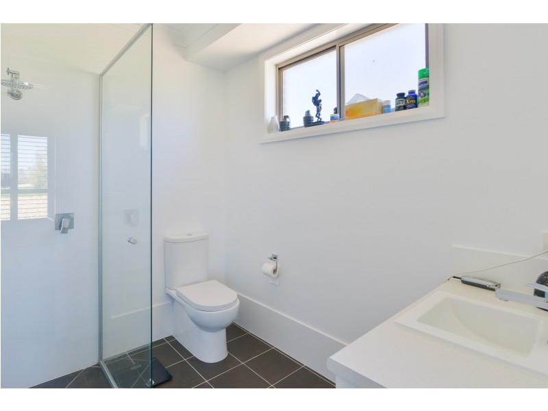 2 Stringybark Road, Tamworth NSW 2340