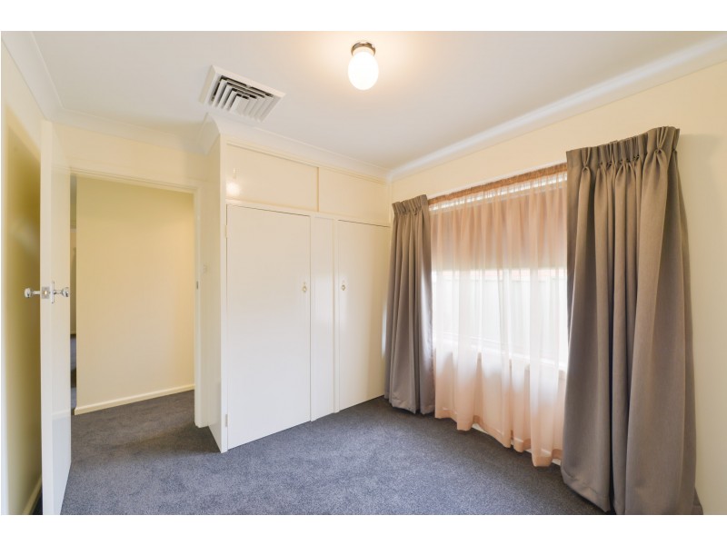 18 Murrawai Street, Tamworth NSW 2340