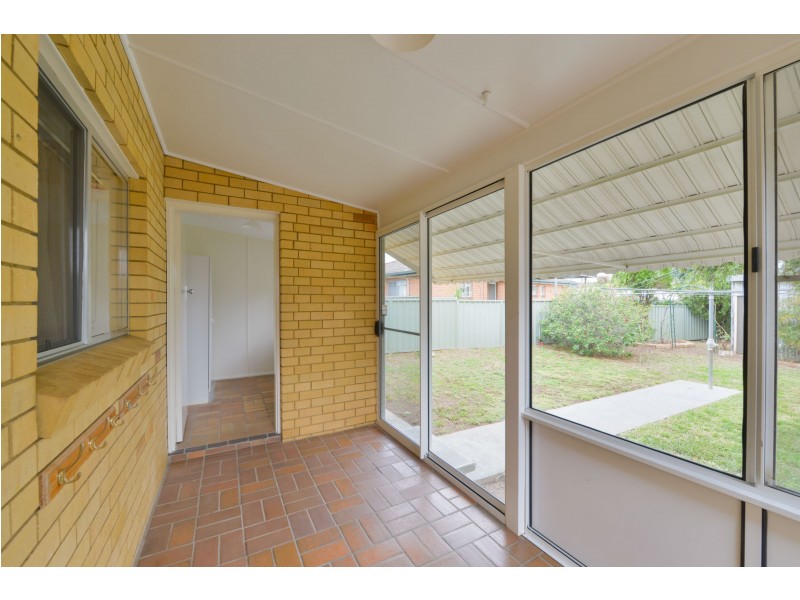 18 Murrawai Street, Tamworth NSW 2340