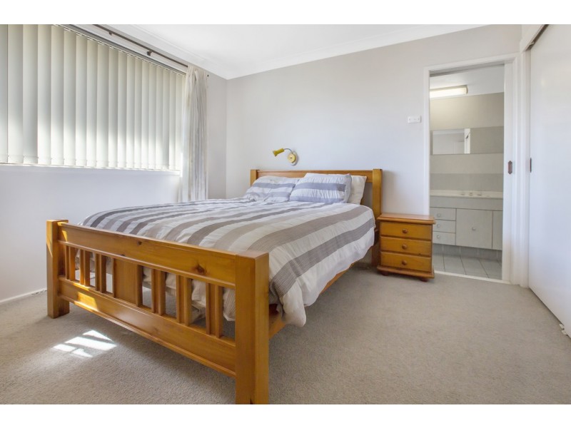 100 Warrah Road, Tamworth NSW 2340