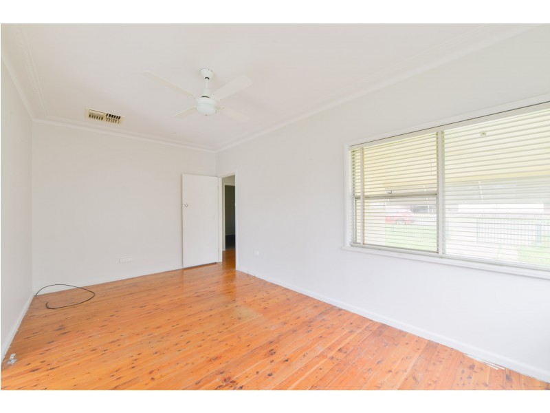 29 Churchill Street, Tamworth NSW 2340