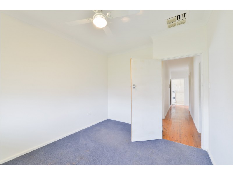 29 Churchill Street, Tamworth NSW 2340