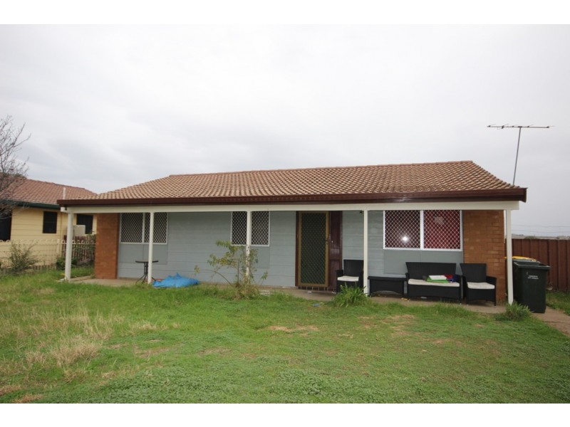 2 Hardy Street, Tamworth NSW 2340