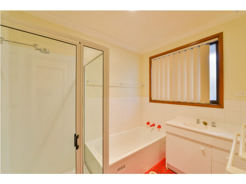 20 Dorothy Avenue, Kootingal NSW 2352