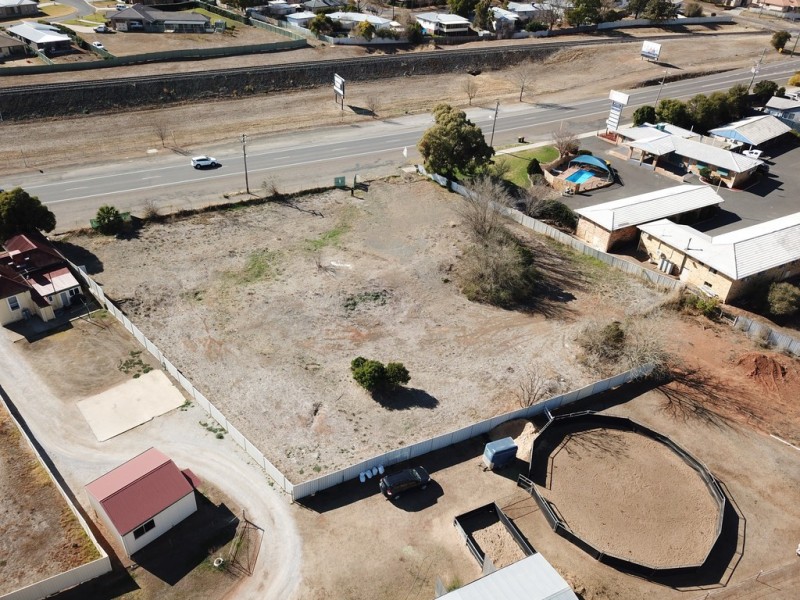 373 – 375 Armidale Road, Tamworth NSW 2340