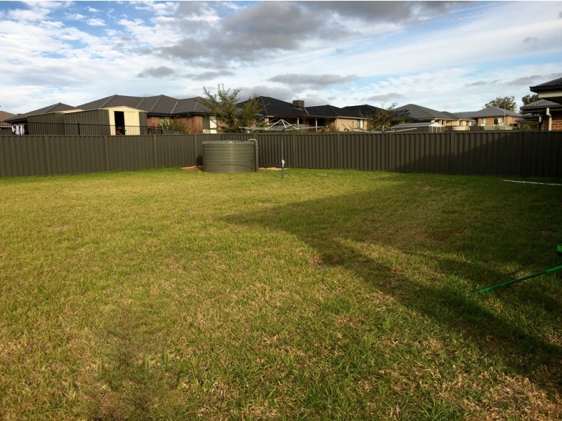9 Semillon Drive, Tamworth NSW 2340