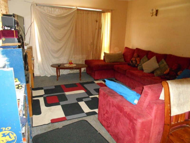 18 Mack Street, Tamworth NSW 2340