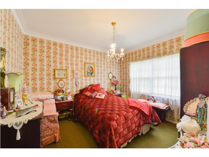 81 Church Street, Tamworth NSW 2340