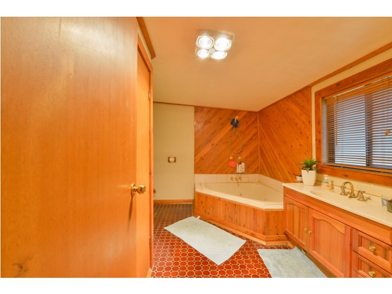 23 Loi Lane, Tamworth NSW 2340