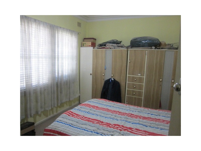 2 Edgeroy Street, Tamworth NSW 2340