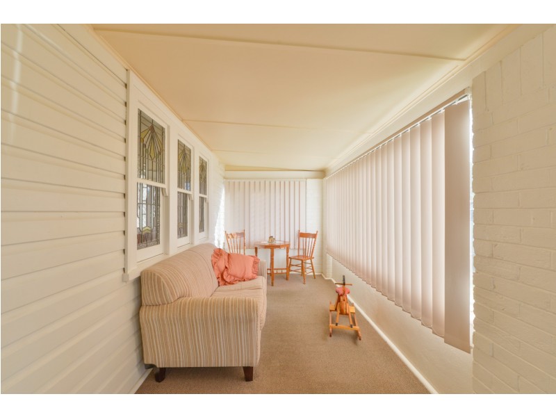 64 Mathews Street, Tamworth NSW 2340