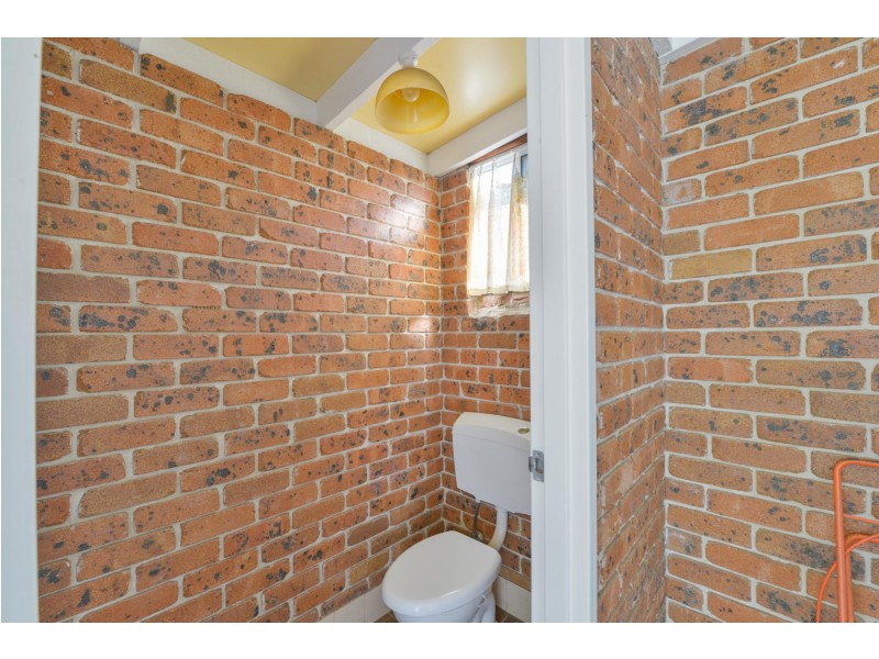 64 Mathews Street, Tamworth NSW 2340