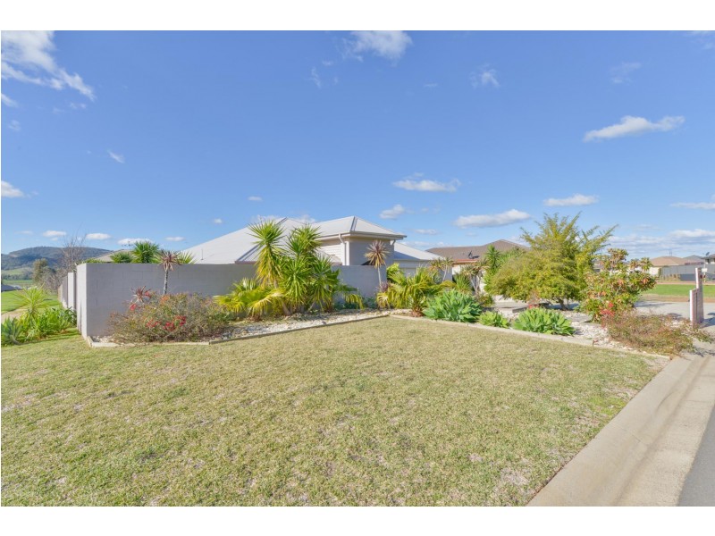 9 Wren Close, Calala NSW 2340