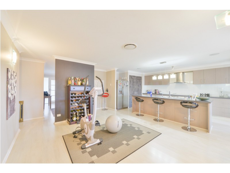 9 Wren Close, Calala NSW 2340