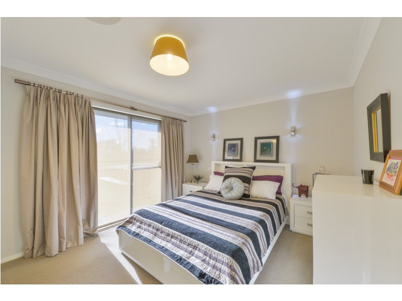 9 Wren Close, Calala NSW 2340