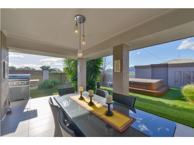 9 Wren Close, Calala NSW 2340