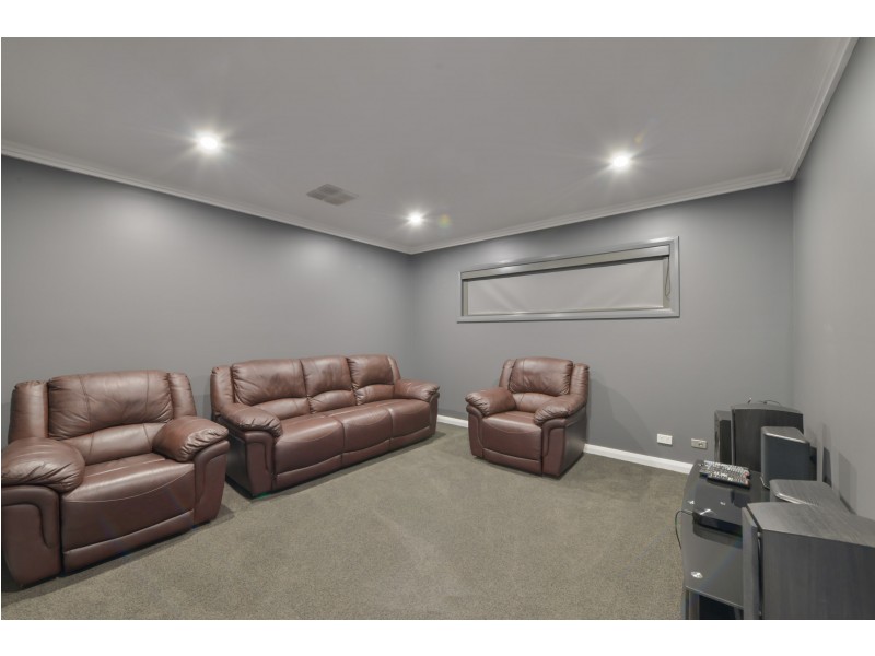 7 Grand Meadows Drive, Tamworth NSW 2340