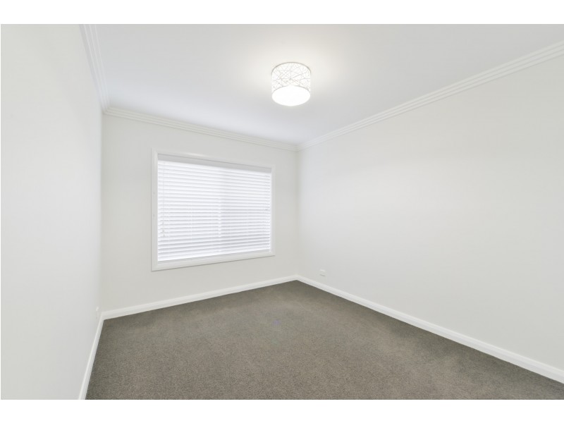 7 Grand Meadows Drive, Tamworth NSW 2340