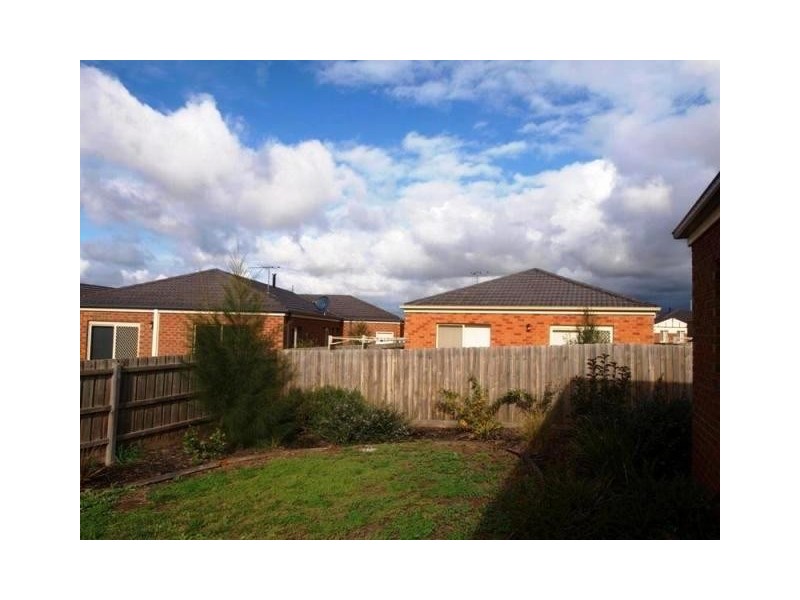 42 Caitlyn Drive, Melton West VIC 3337