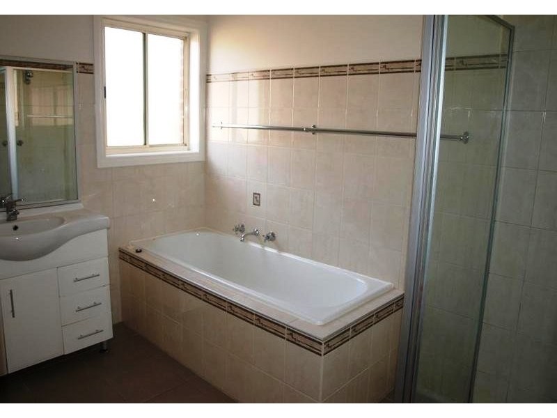 1 Ella Court, Kurunjang VIC 3337