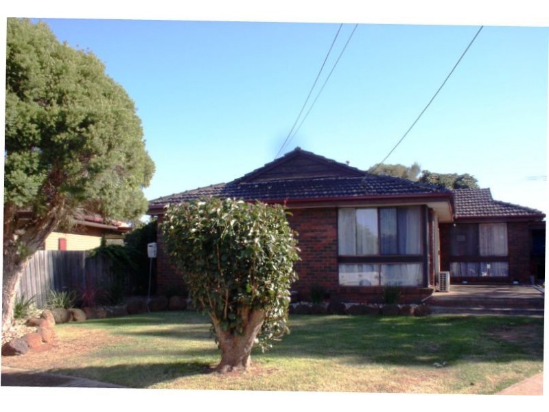 7 Bass Court, Melton South VIC 3338