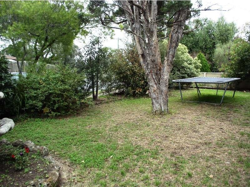 2 Hornbuckle Street, Melton VIC 3337