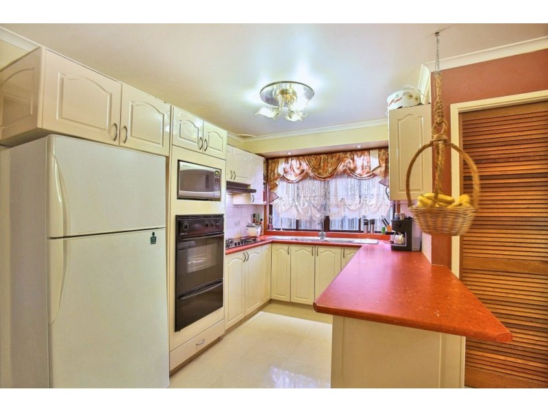 4 Cranberry Street, Macquarie Fields NSW 2564