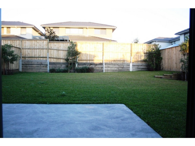 2 Brothers Lane, Glenfield NSW 2167