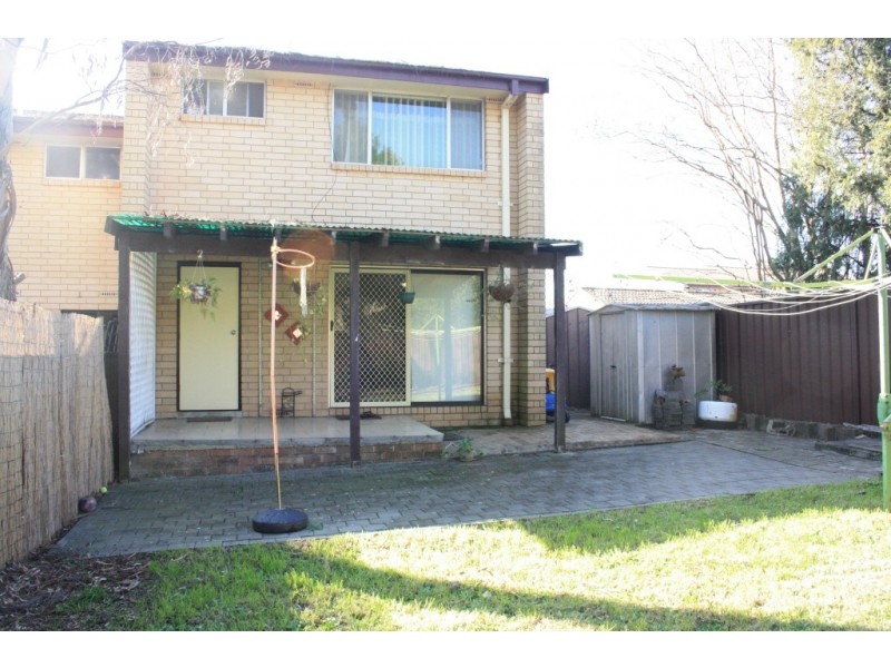 14/24 Atchison Road, Macquarie Fields NSW 2564