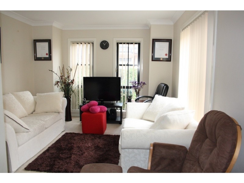 3/42 cordeaux Street, Campbelltown NSW 2560