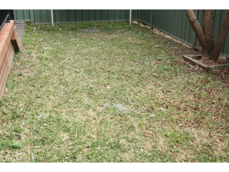 3/42 cordeaux Street, Campbelltown NSW 2560