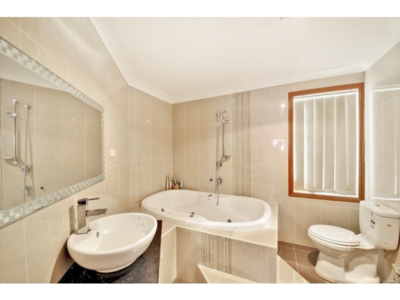 Hinchinbrook NSW 2168