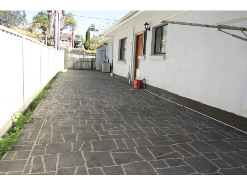 Macquarie Fields NSW 2564