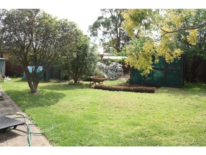 2 Benham, Minto NSW 2566